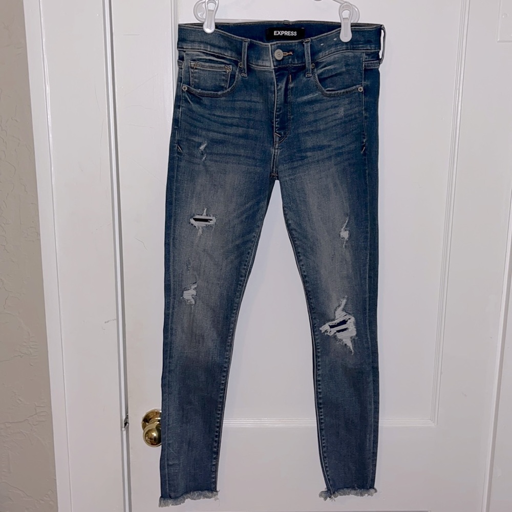 Express blue jeans, size 6R